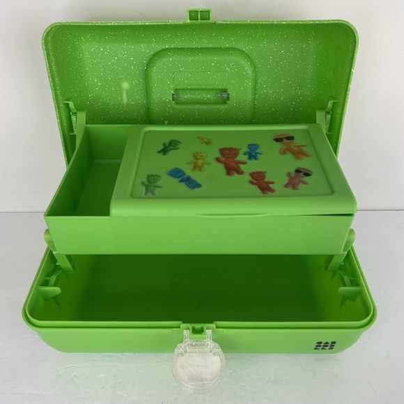 Taste Beauty Sour Patch Kids On The Go Cosmetics Case CABOODLES Palette Make-Up - Picture 10 of 14